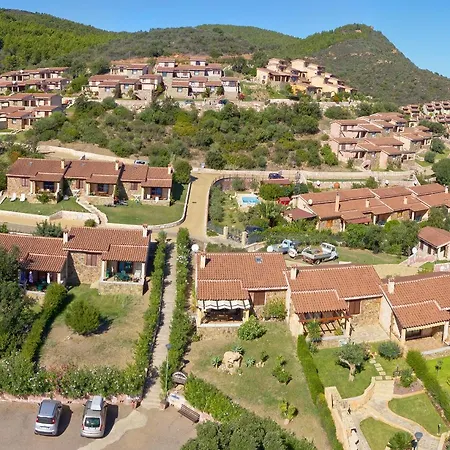 Il Borgo Di Porto Corallo ヴィッラプッツ