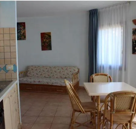 Il Borgo Di Porto Corallo ヴィッラプッツ