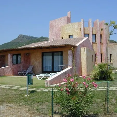 Il Borgo Di Porto Corallo 3*