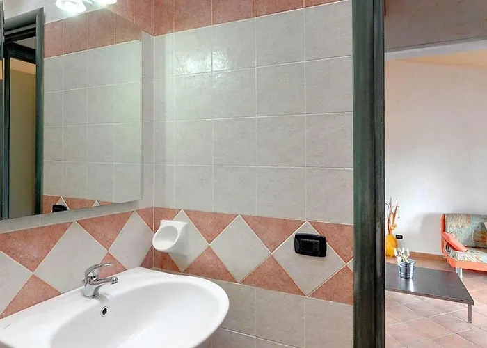 Il Borgo Di Porto Corallo Aparthotel 3*