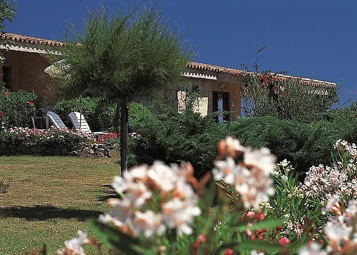 Il Borgo Di Porto Corallo アパートホテル