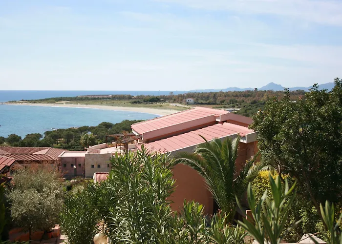 Aparthotel Il Borgo Di Porto Corallo 3*