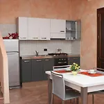 Il Borgo Di Porto Corallo
