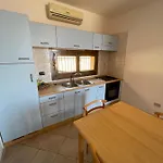 Il Borgo Di Porto Corallo