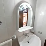 Ξενοδοχείο με διαμερίσματα Il Borgo Di Porto Corallo 4*