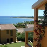 Il Borgo Di Porto Corallo