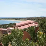 Ξενοδοχείο με διαμερίσματα Il Borgo Di Porto Corallo