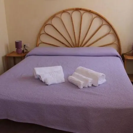 Lägenhetshotell Il Borgo Di Porto Corallo