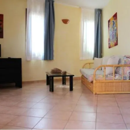 Il Borgo Di Porto Corallo Lägenhetshotell