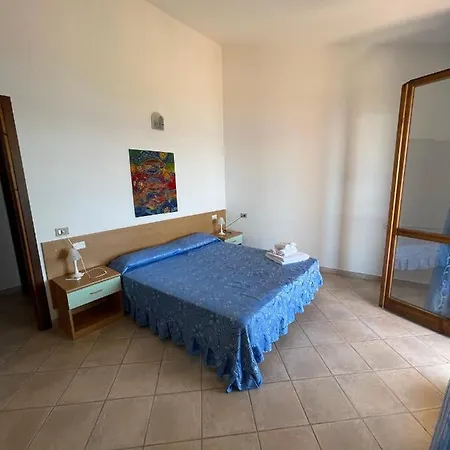 Il Borgo Di Porto Corallo