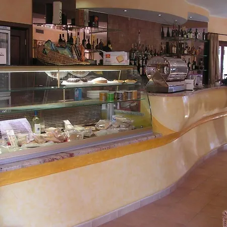 Lägenhetshotell Il Borgo Di Porto Corallo 4*