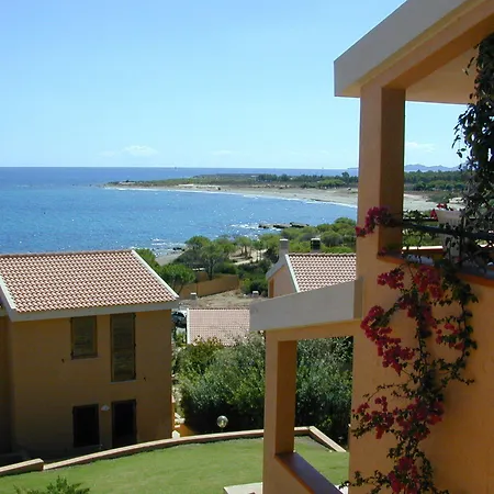 Il Borgo Di Porto Corallo