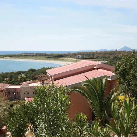 Lägenhetshotell Il Borgo Di Porto Corallo
