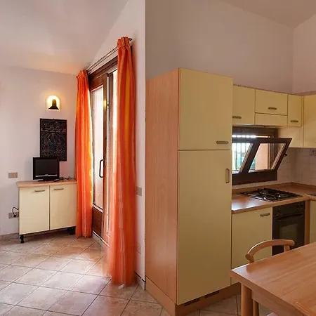 Il Borgo Di Porto Corallo Lägenhetshotell