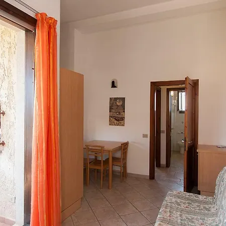 Il Borgo Di Porto Corallo Lägenhetshotell