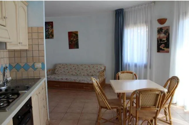Il Borgo Di Porto Corallo וילאפוצו