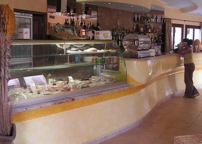 מלון דירות Il Borgo Di Porto Corallo 3*